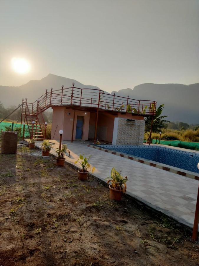 Hôtel Sahyadri Hill Farm à Jambrung Extérieur photo